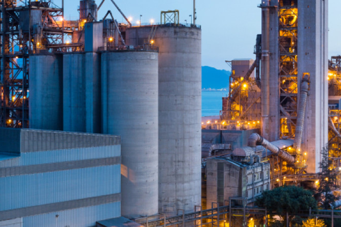 Smart Warehouse Management and Automated Stock Access System